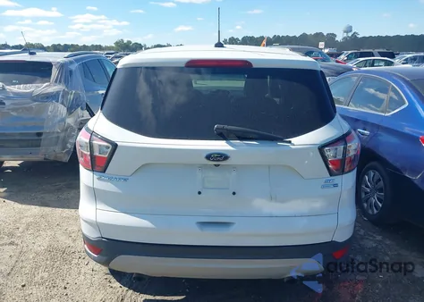 2017 Ford Escape Se из США, поврежденный, VIN 1FMCU9GD8HUD92157